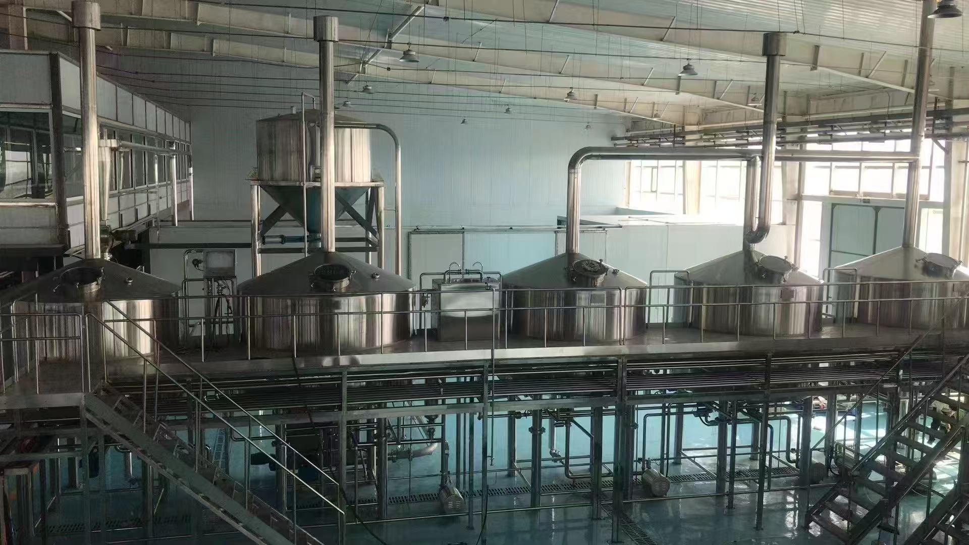 嘉禾精酿啤酒设备厂—精酿啤酒设备主要生产工艺与核心技术